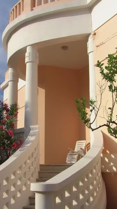 Villa Nel Salento - Ampie Camere E Giardino, Fino A 9 Persone Barbarano del Capo Екстер'єр фото