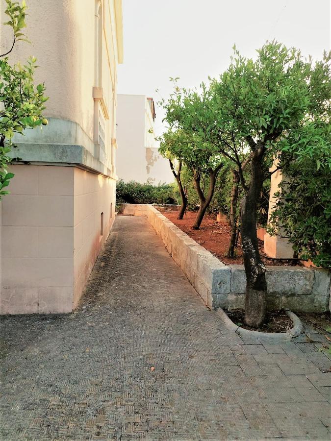 Villa Nel Salento - Ampie Camere E Giardino, Fino A 9 Persone Barbarano del Capo Екстер'єр фото